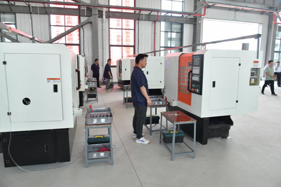 城固縣智造機加產(chǎn)業(yè)園汽拖配件生產(chǎn)項目投產(chǎn)